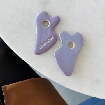 Keramický masážní přístroj Gua Sha - Levandulová ukolébavka