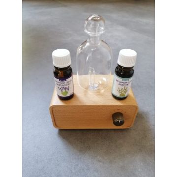 Sada bezvodých aromaterapeutických difuzérů s dobíjecí baterií a podsvícením, plus dva oleje 